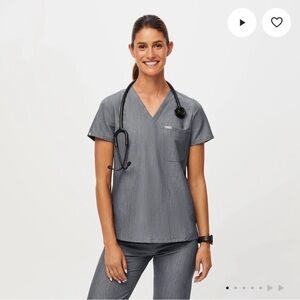 FIGS Catarina One-Pocket Scrub Top